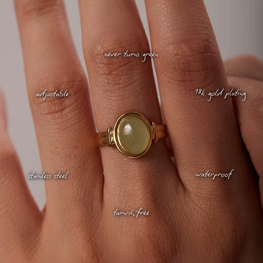 Aura Green Stone Ring — features