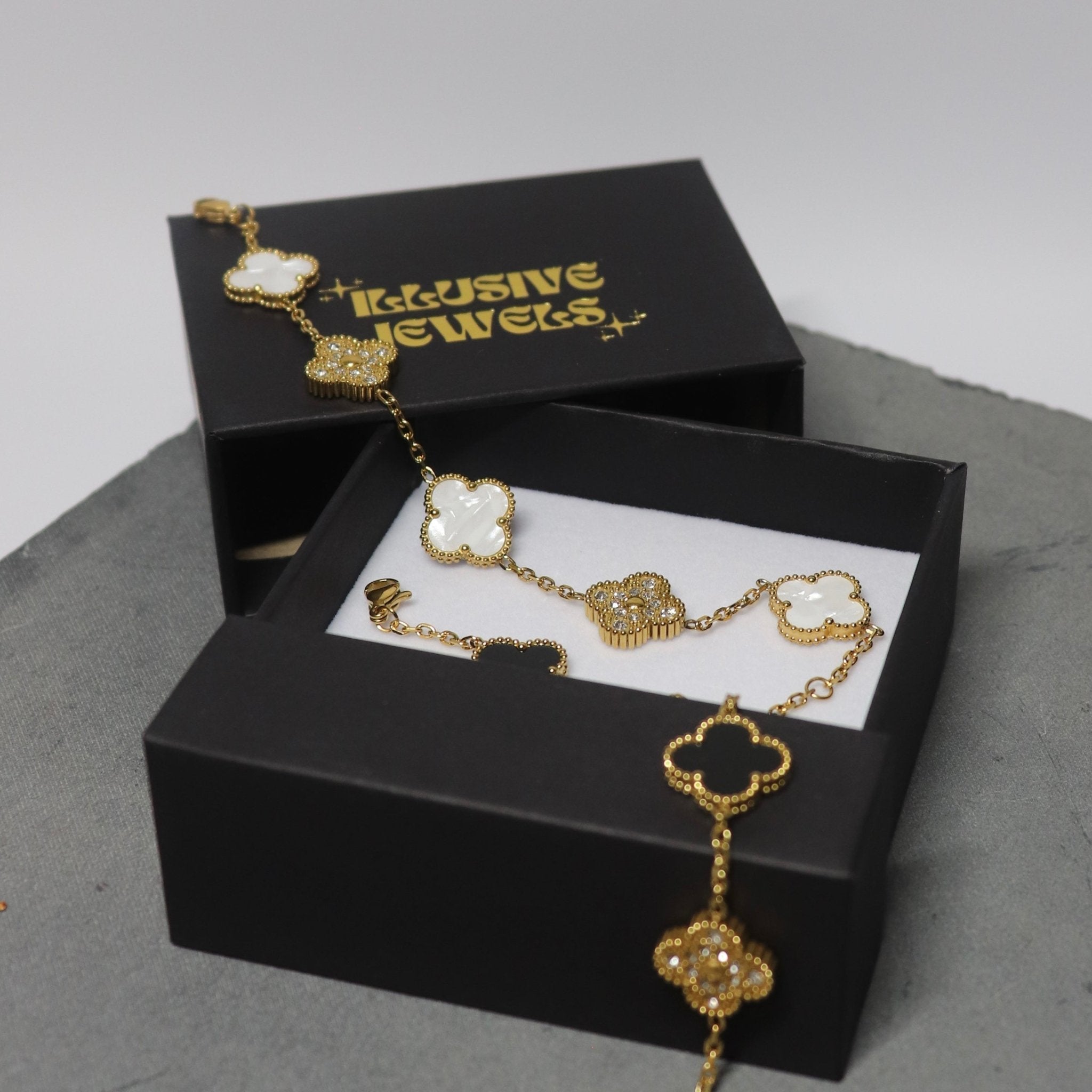 Gift Box - ILLUSIVE JEWELS