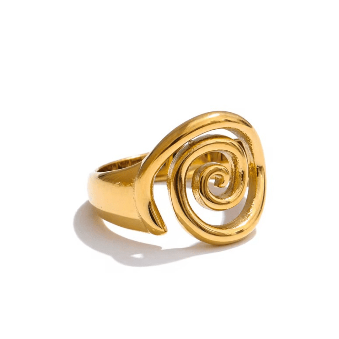 Kova Gold Ring - ILLUSIVE JEWELS