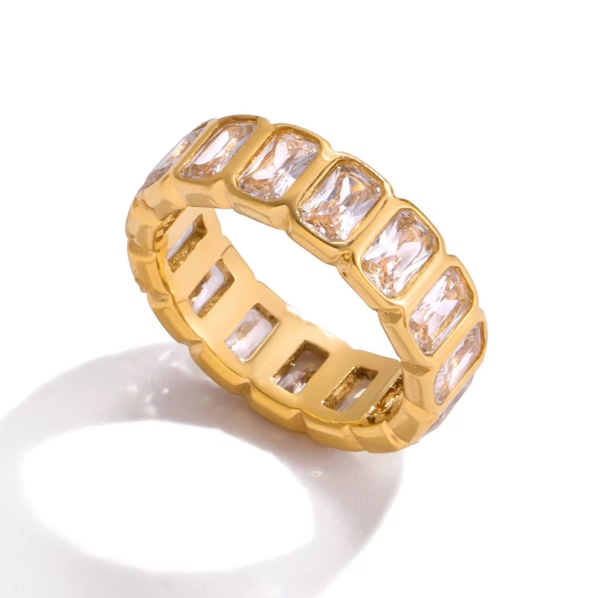 Maeva Gold Ring - ILLUSIVE JEWELS