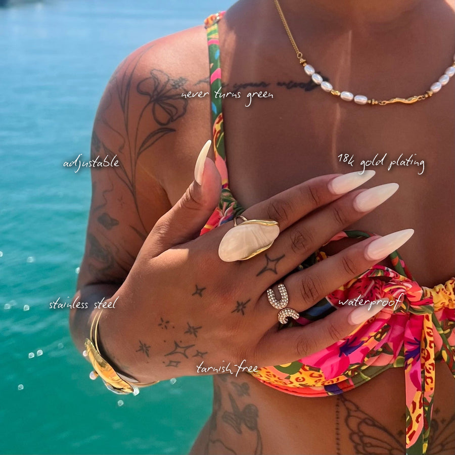 Maira Gold Ring — features