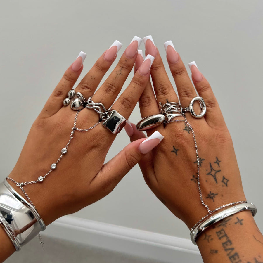 Nova Silver Hand Chain - ILLUSIVE JEWELS USA