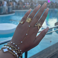 Pearl Hand Chain - ILLUSIVE JEWELS USA