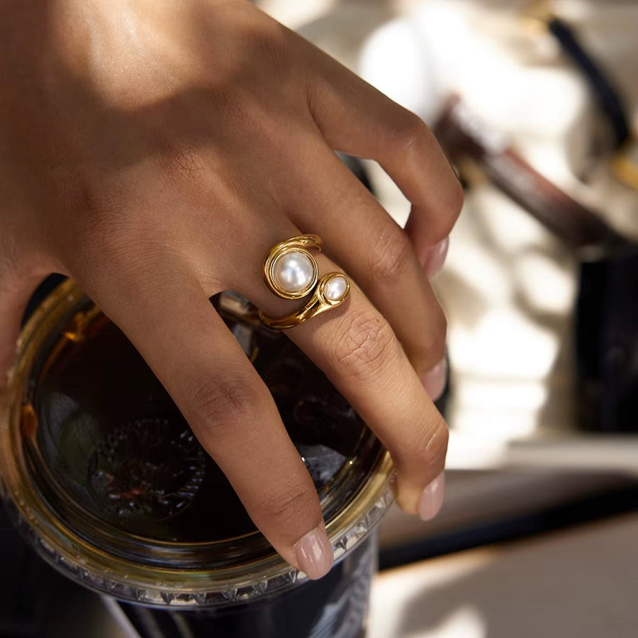Pearl Twist Ring