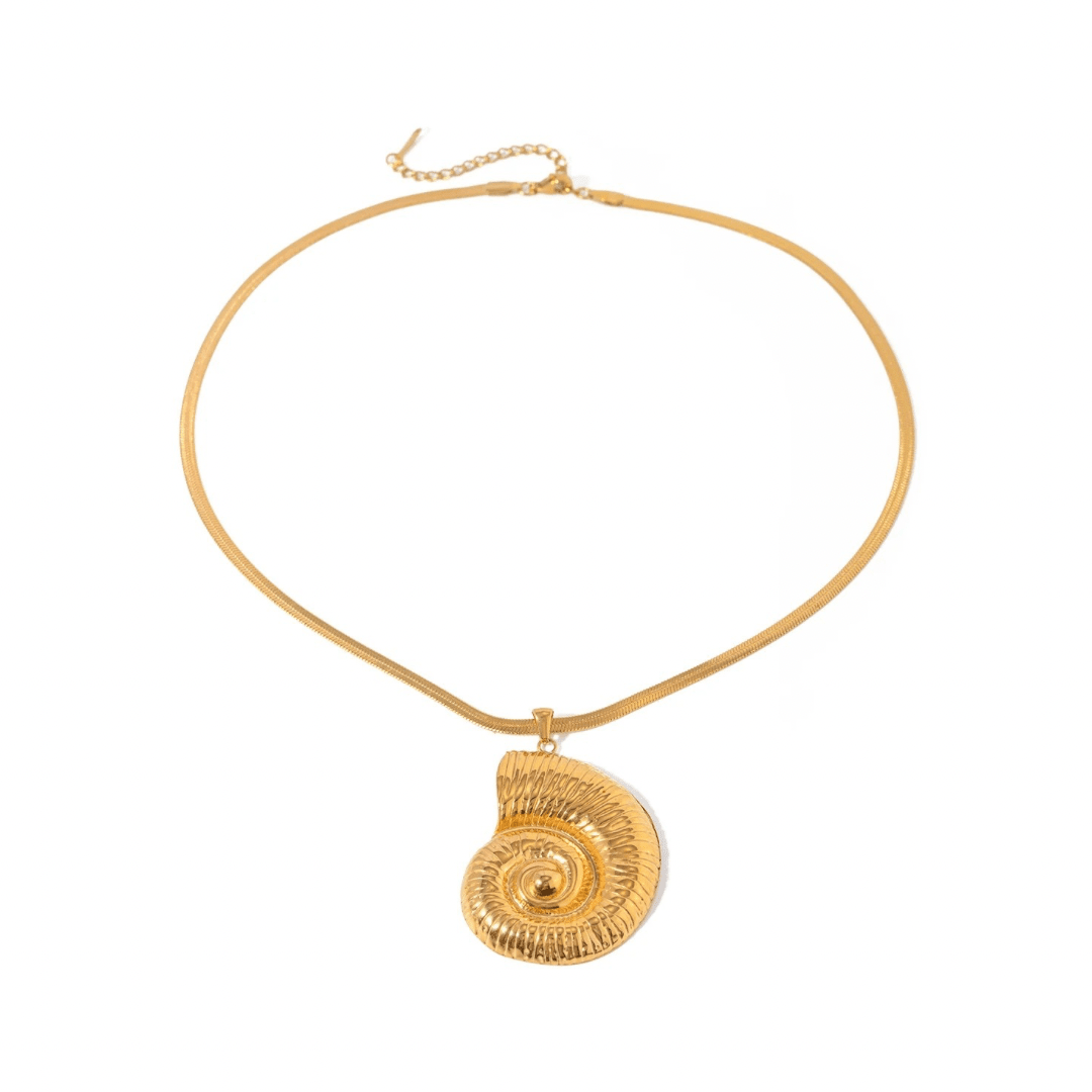 Spiral Conch Necklace - ILLUSIVE JEWELS
