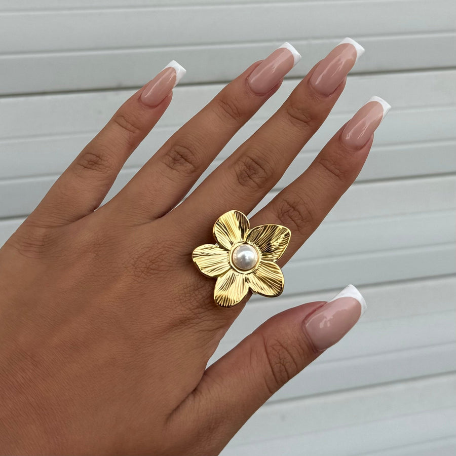 Thalia Flower Ring - ILLUSIVE JEWELS USA