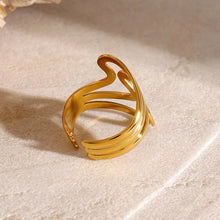 Willa Ring